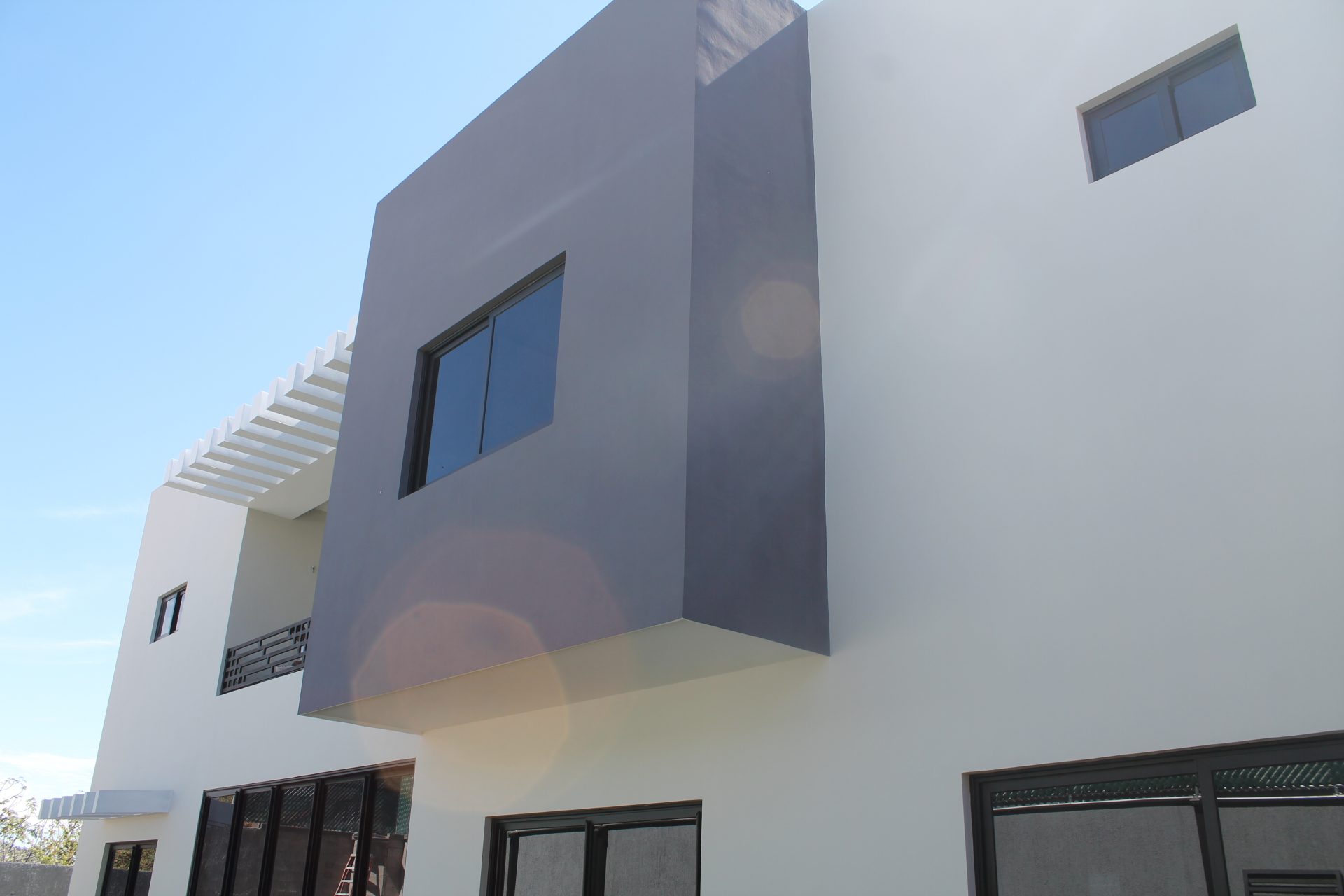 DISEÑO Y CONSTRUCCIÓN RESIDENCIAL